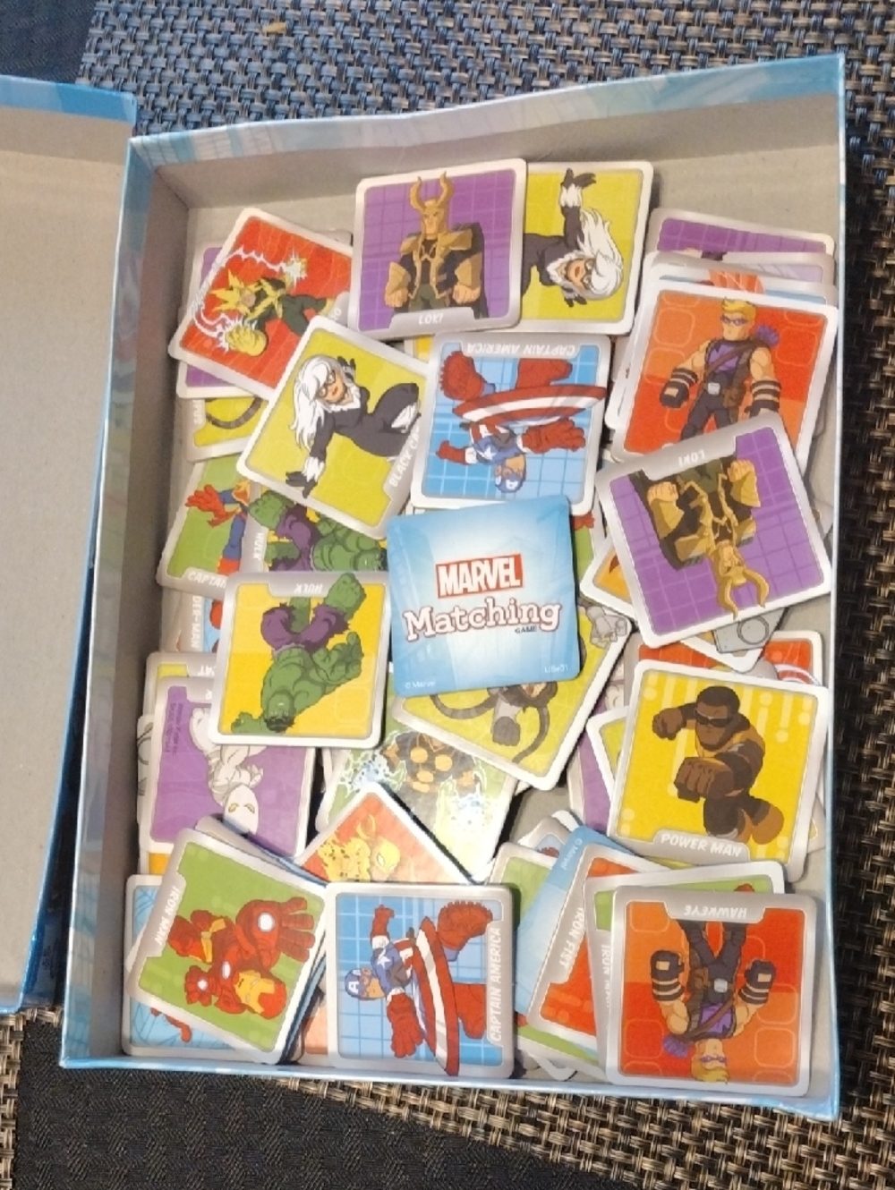 Marvel Matching Game - Red, Blue, Green Artwork - Picture 6 of 10
